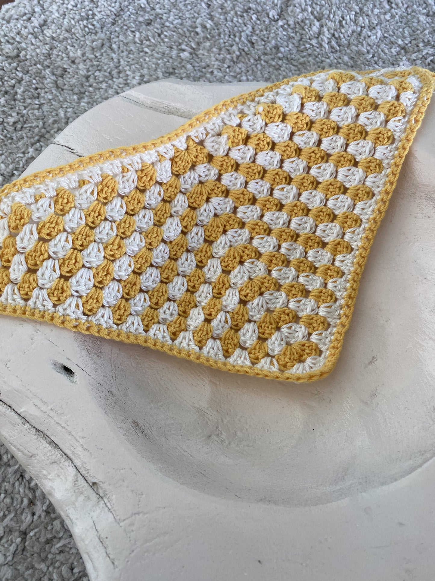POSH IN YELLOW